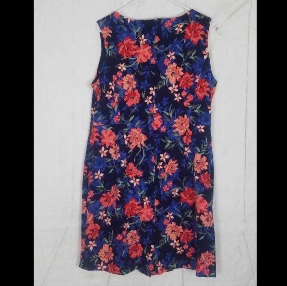 Lands end floral shift dress - Picture 2 of 7